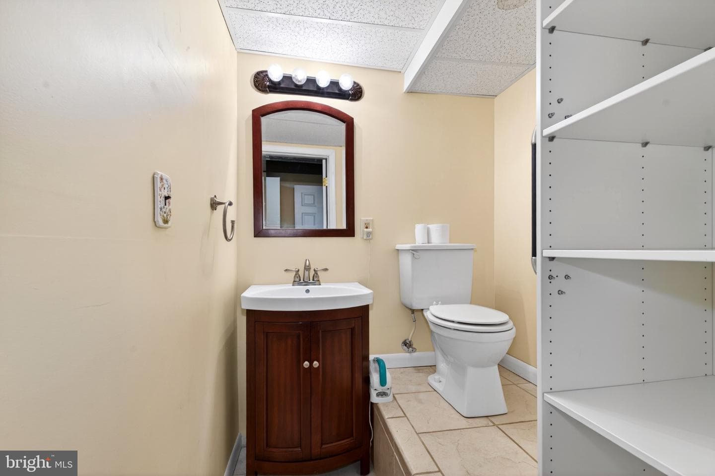 1200 Whitman Drive photo 25