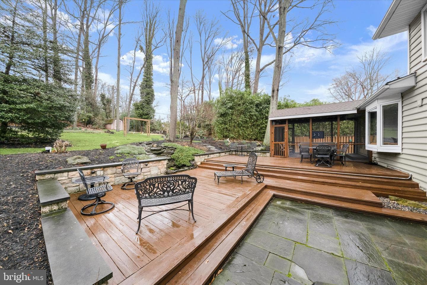 1146 Valley Drive photo 40