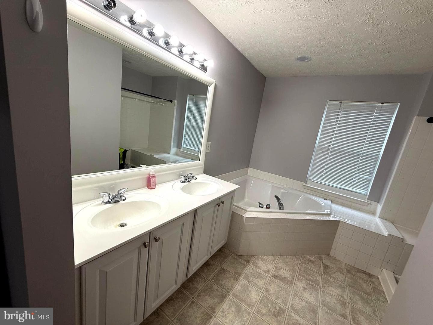 7713 Rotherham Drive photo 13