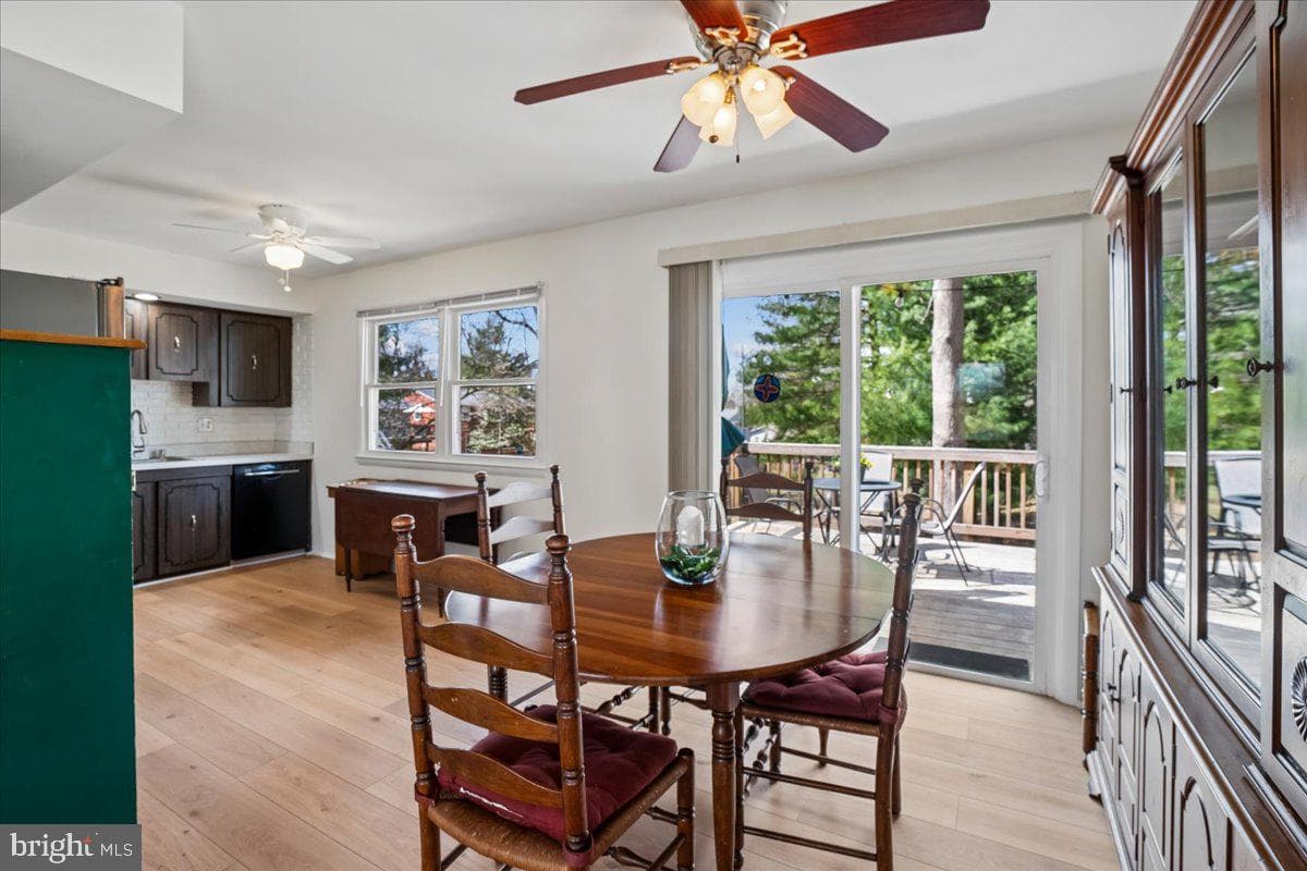 1090 Broadview Drive photo 3