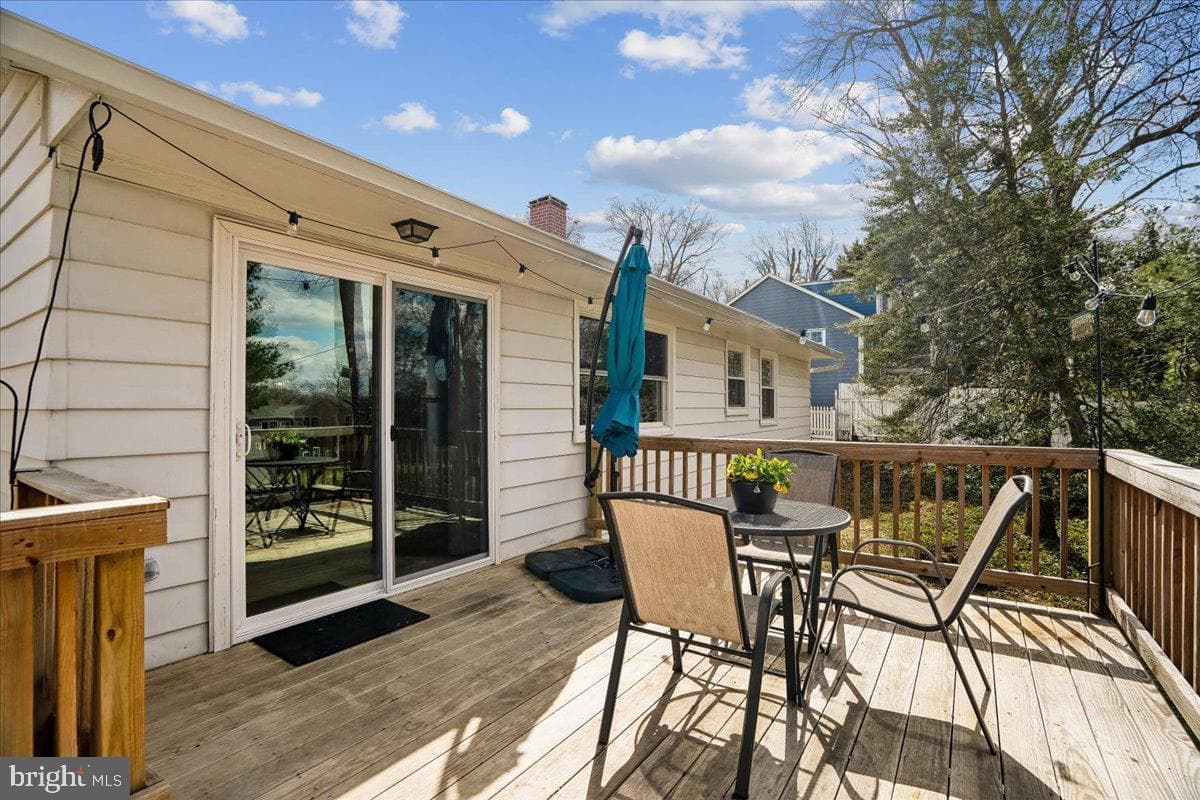 1090 Broadview Drive photo 38