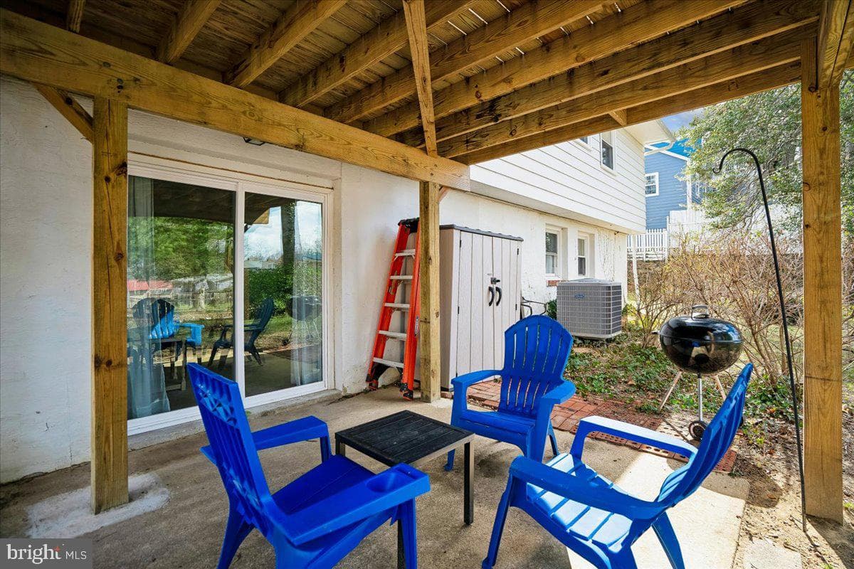 1090 Broadview Drive photo 42