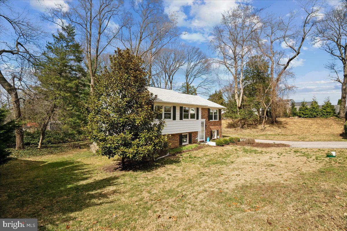 1090 Broadview Drive photo 56