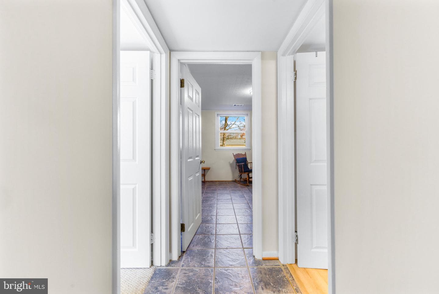 310 Fernwood photo 11