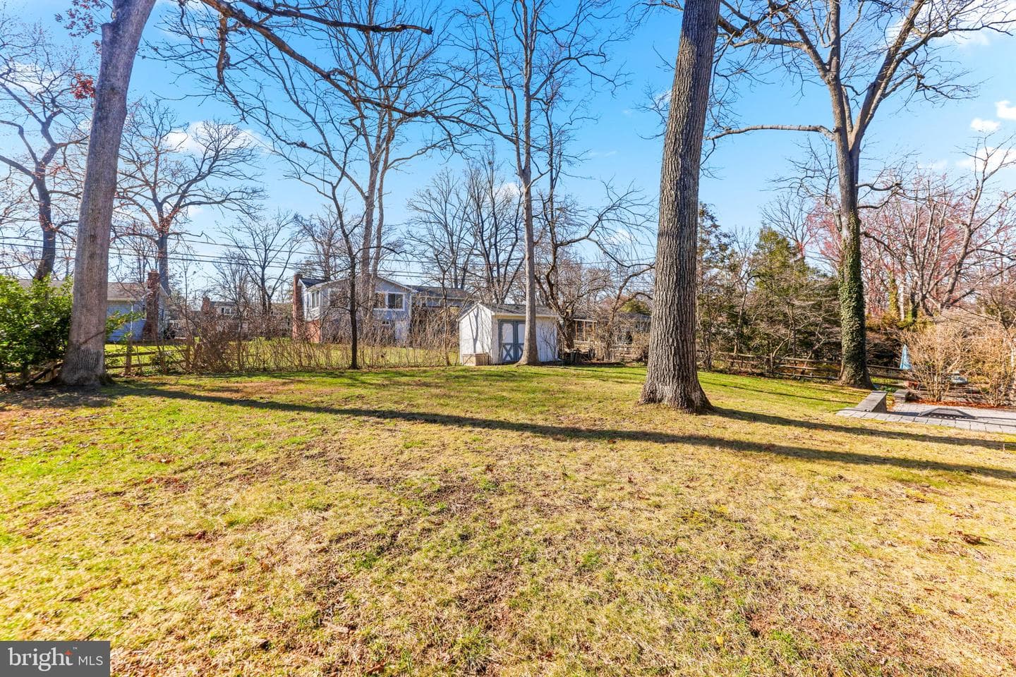 310 Fernwood photo 46