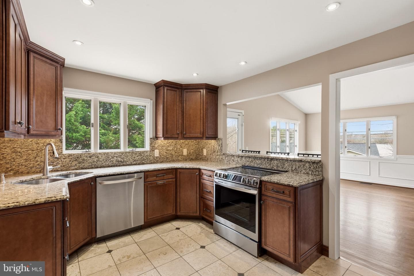 218 Lees Lane photo 14
