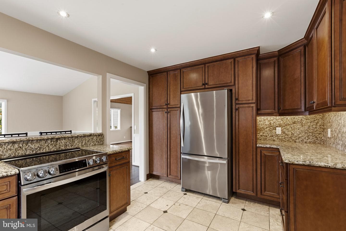 218 Lees Lane photo 15