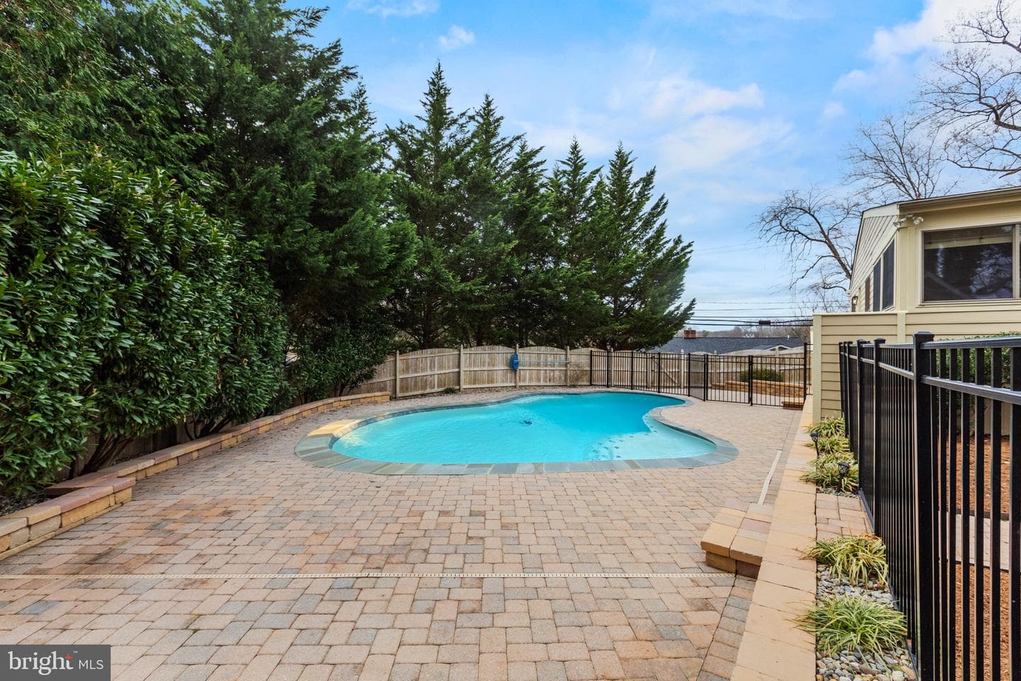 218 Lees Lane photo 29