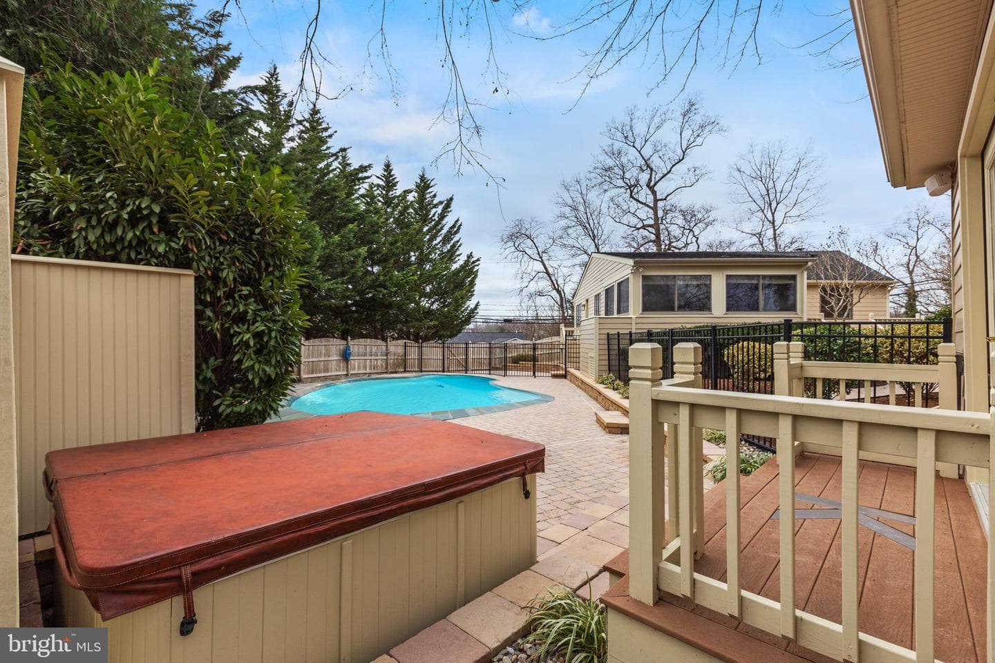 218 Lees Lane photo 30