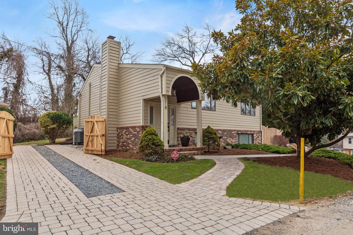 218 Lees Lane photo 5