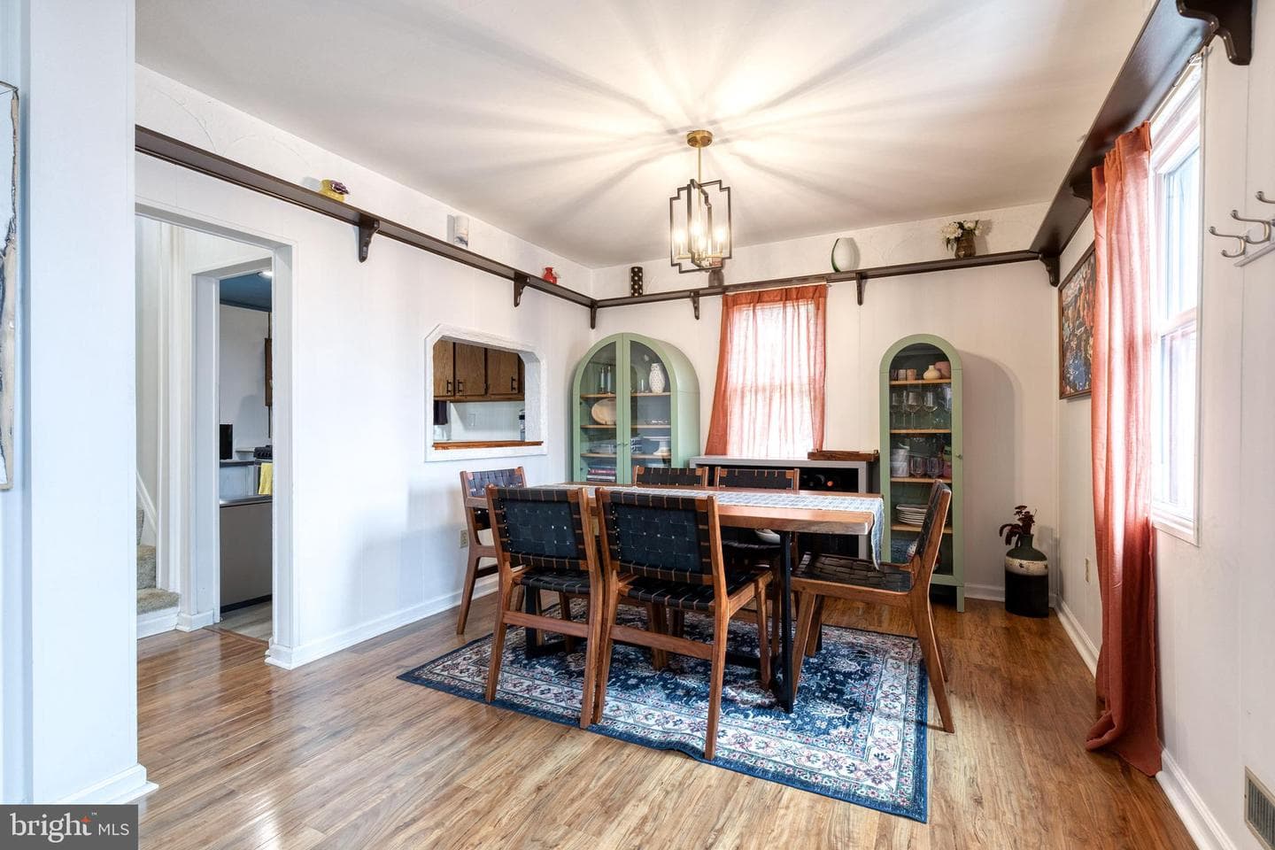 2 Mansion Road photo 11