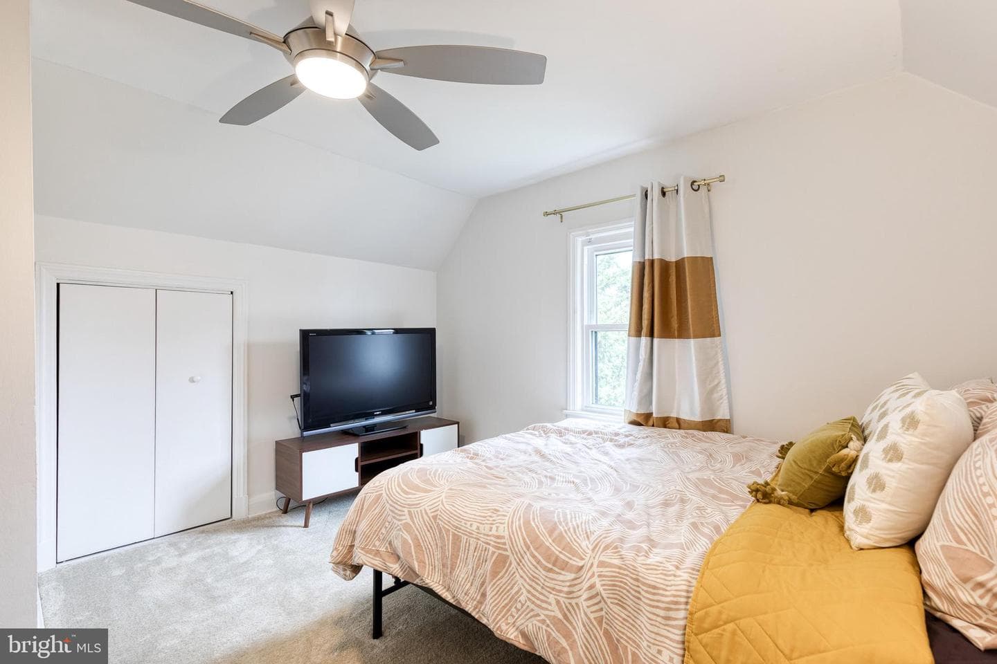 2 Mansion Road photo 27