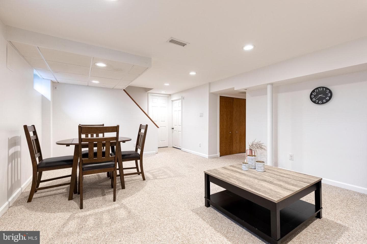 2 Mansion Road photo 32