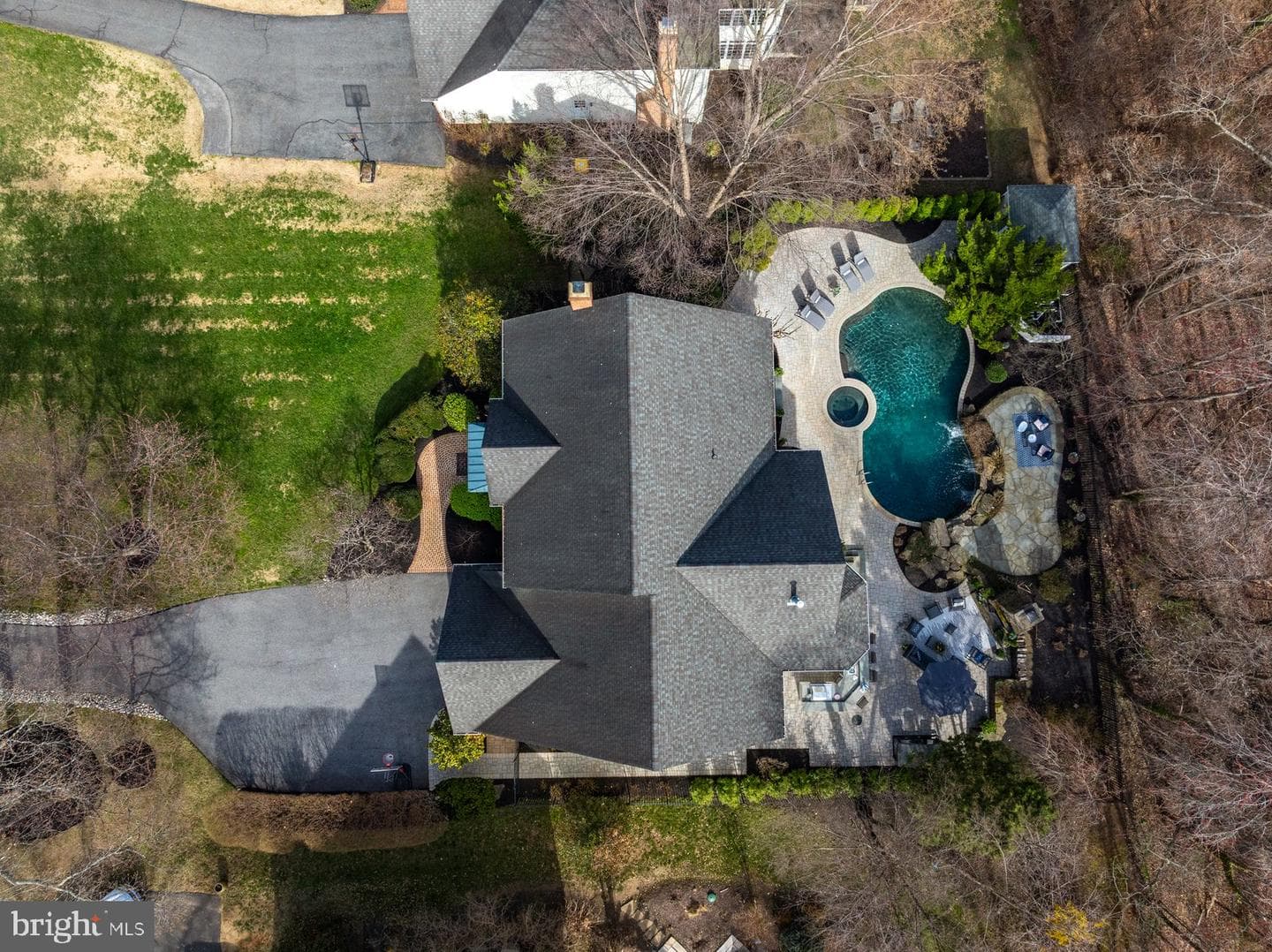 927 Hilltop Road photo 60