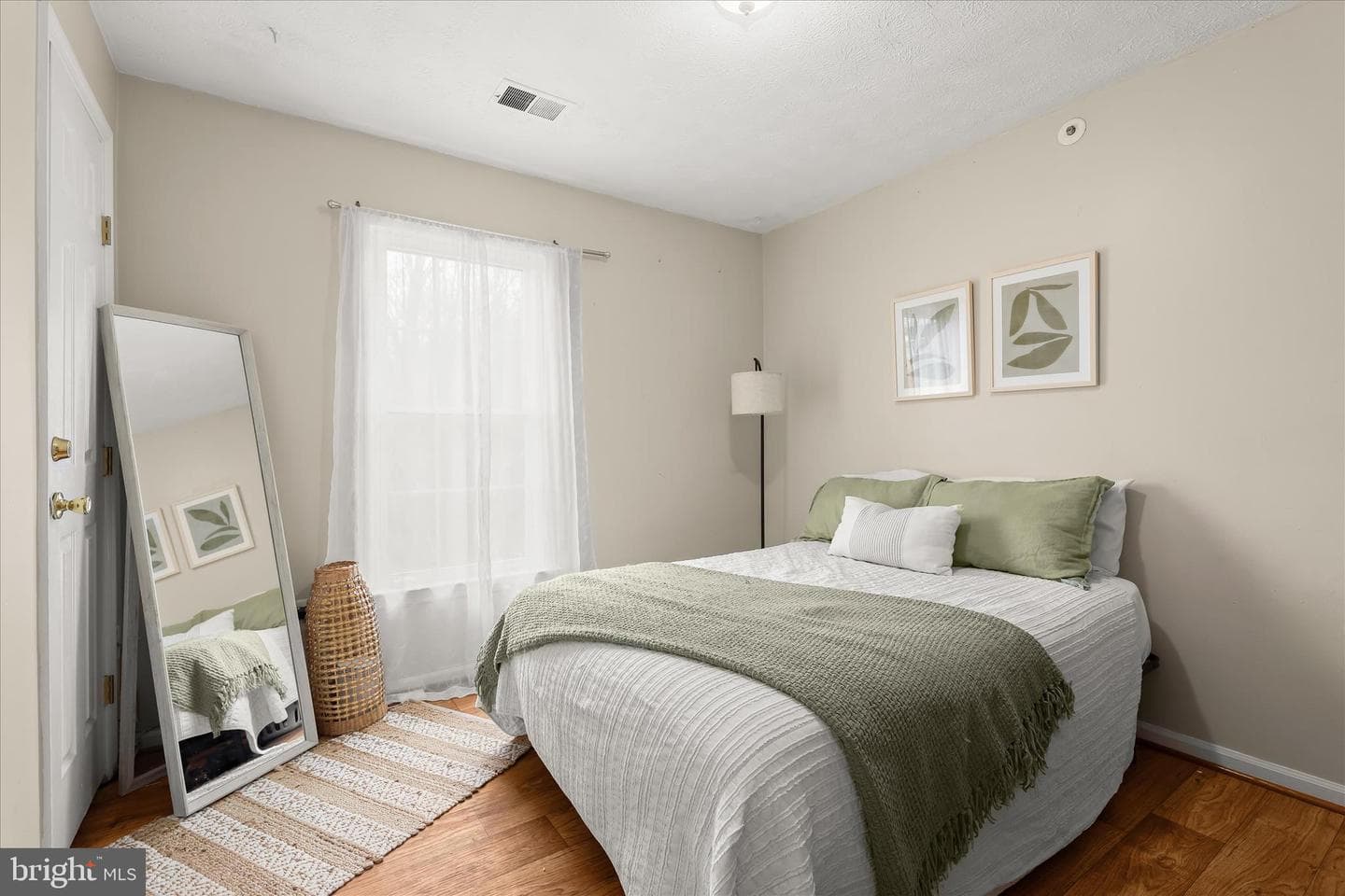 641 Deering Road #2j photo 18