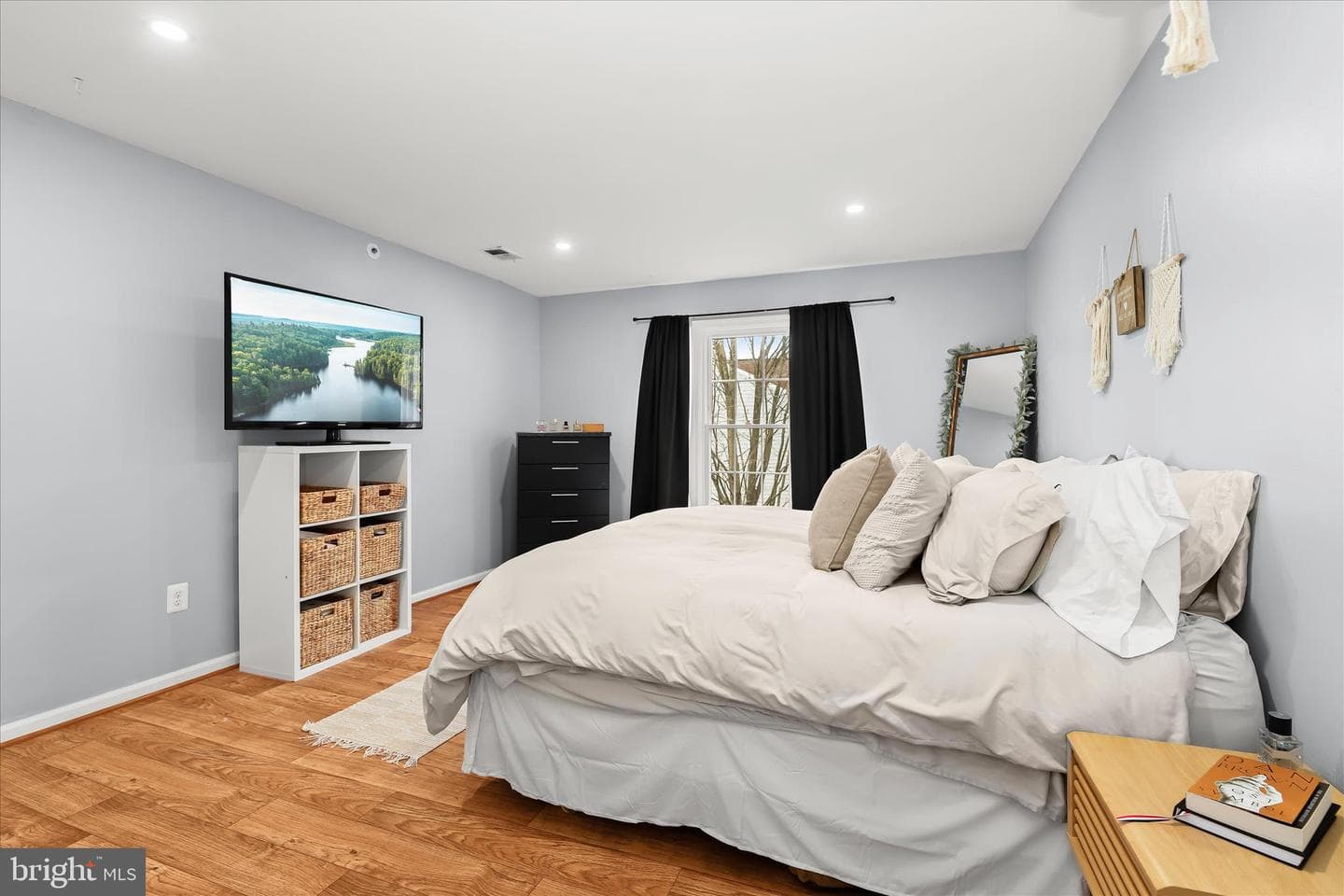 641 Deering Road #2j photo 22