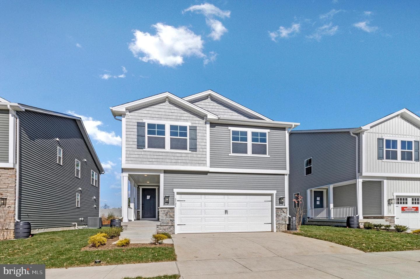 5726 Howard Drive photo 4