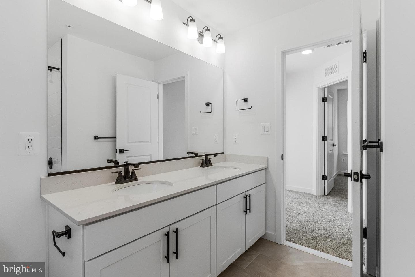 5726 Howard Drive photo 44