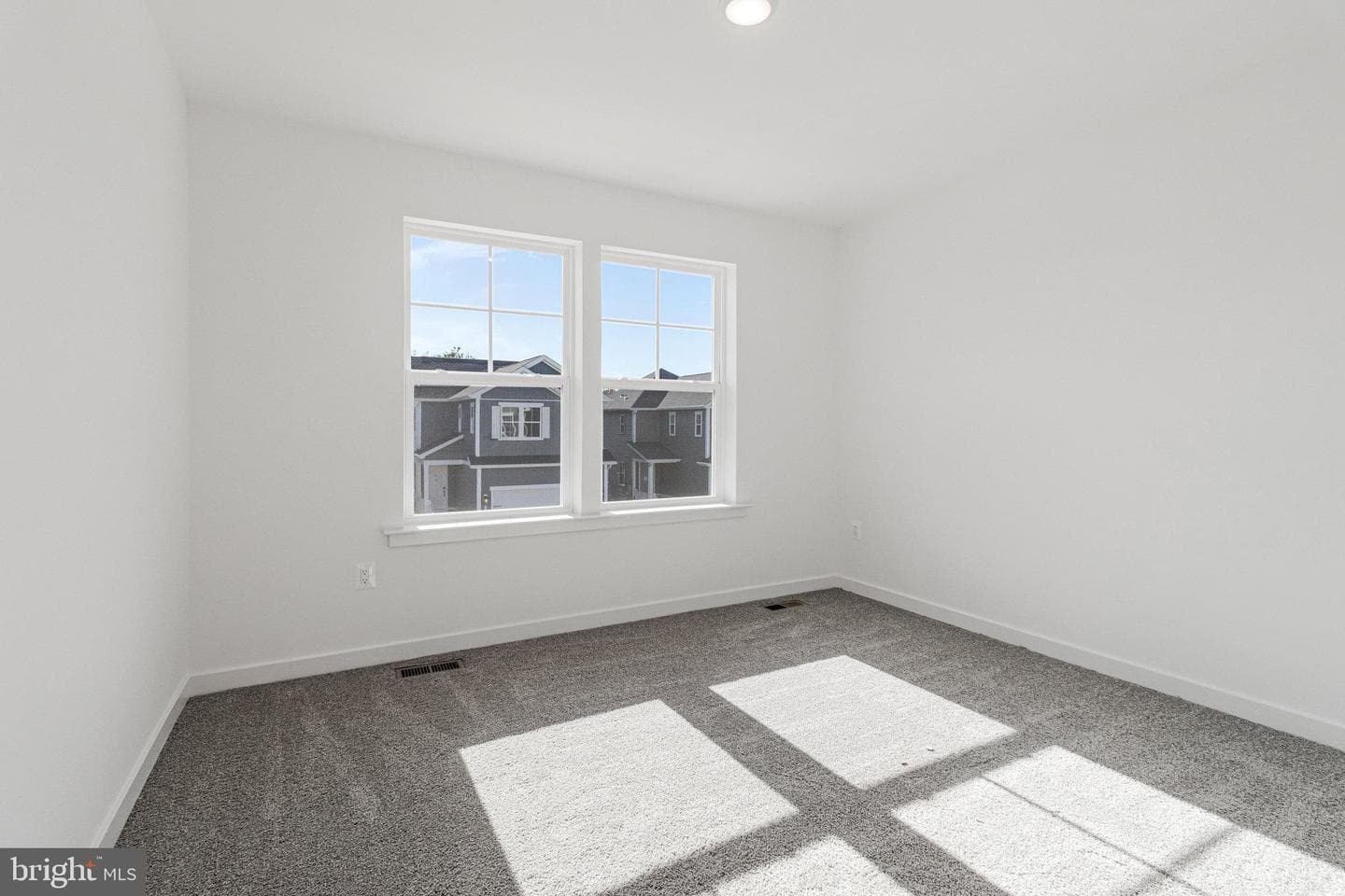 5726 Howard Drive photo 47
