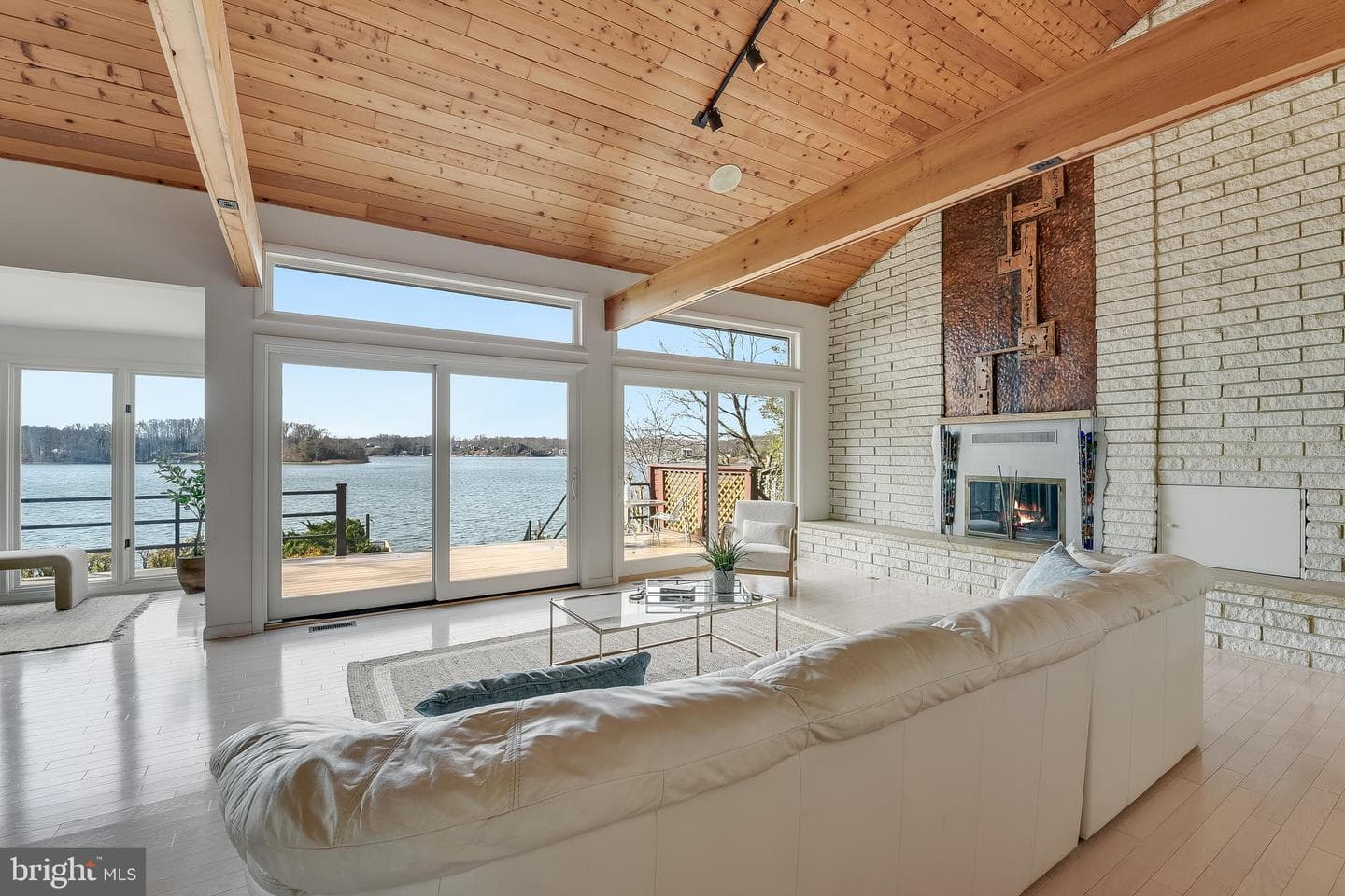 245 Long Point Road photo 17