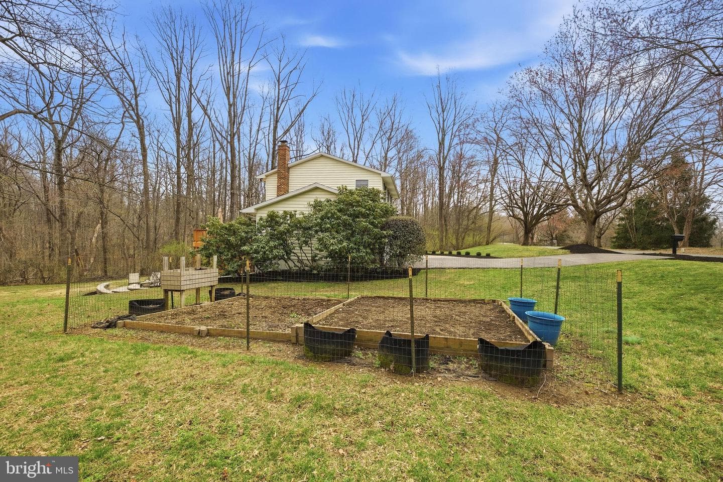 5209 Grenock Drive photo 57