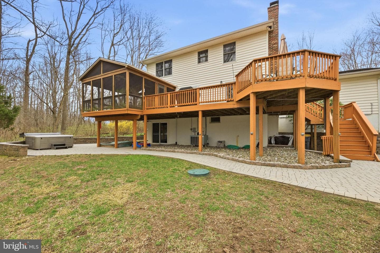 5209 Grenock Drive photo 6