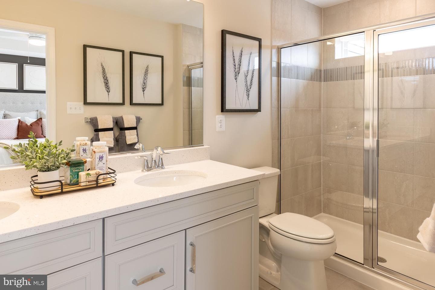 8291 Longford Road photo 8