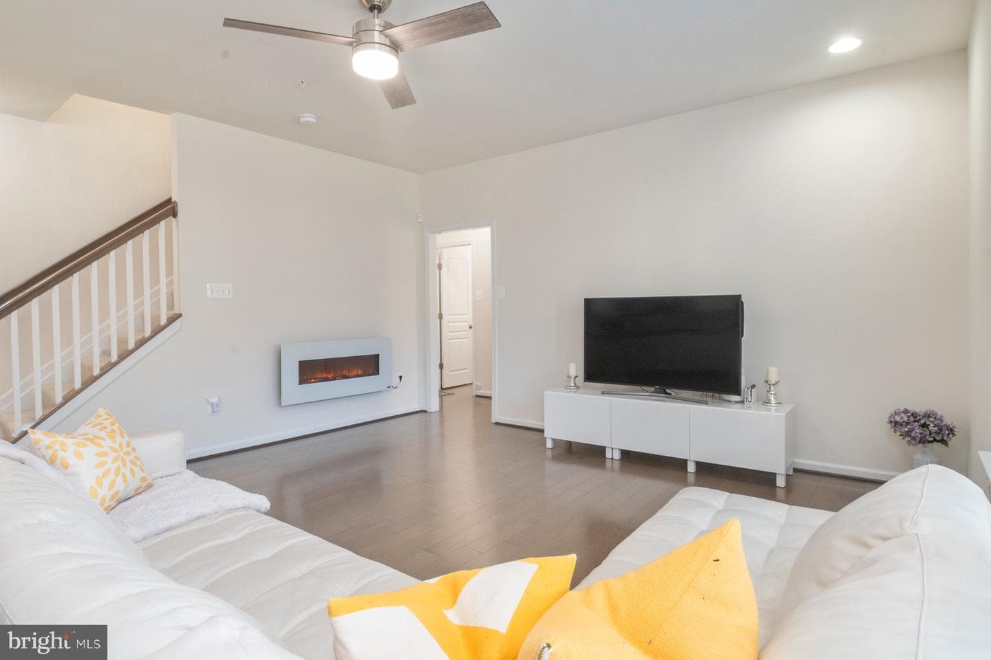 7605 Gigur Drive photo 13