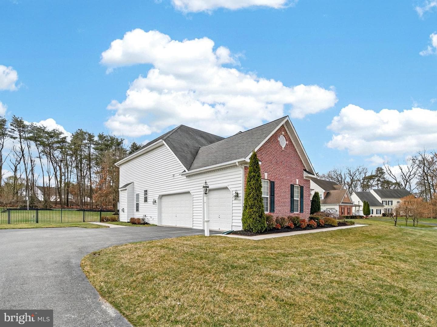 1011 Leyton Lane photo 4