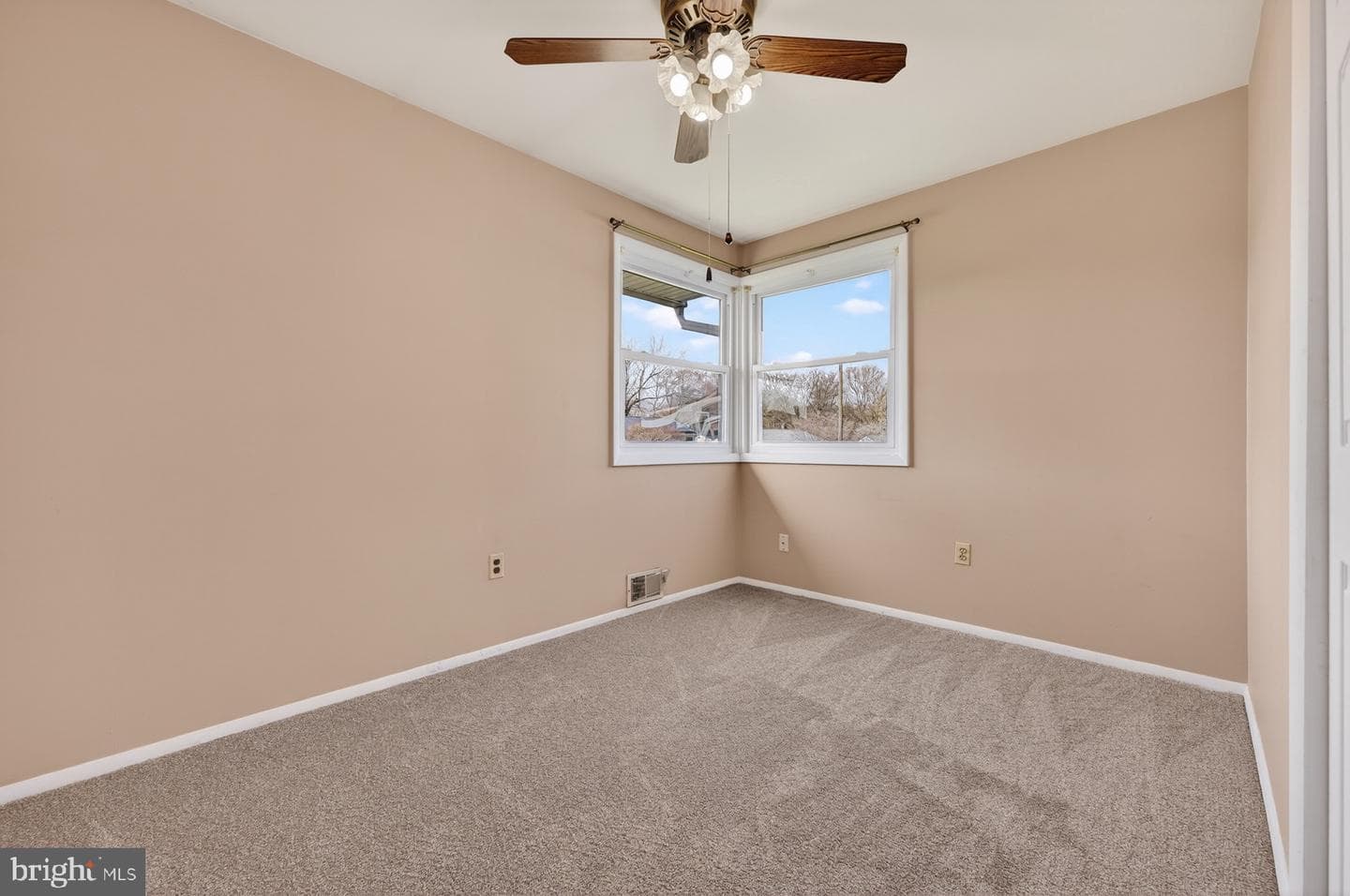 804 Bentwillow Drive photo 22