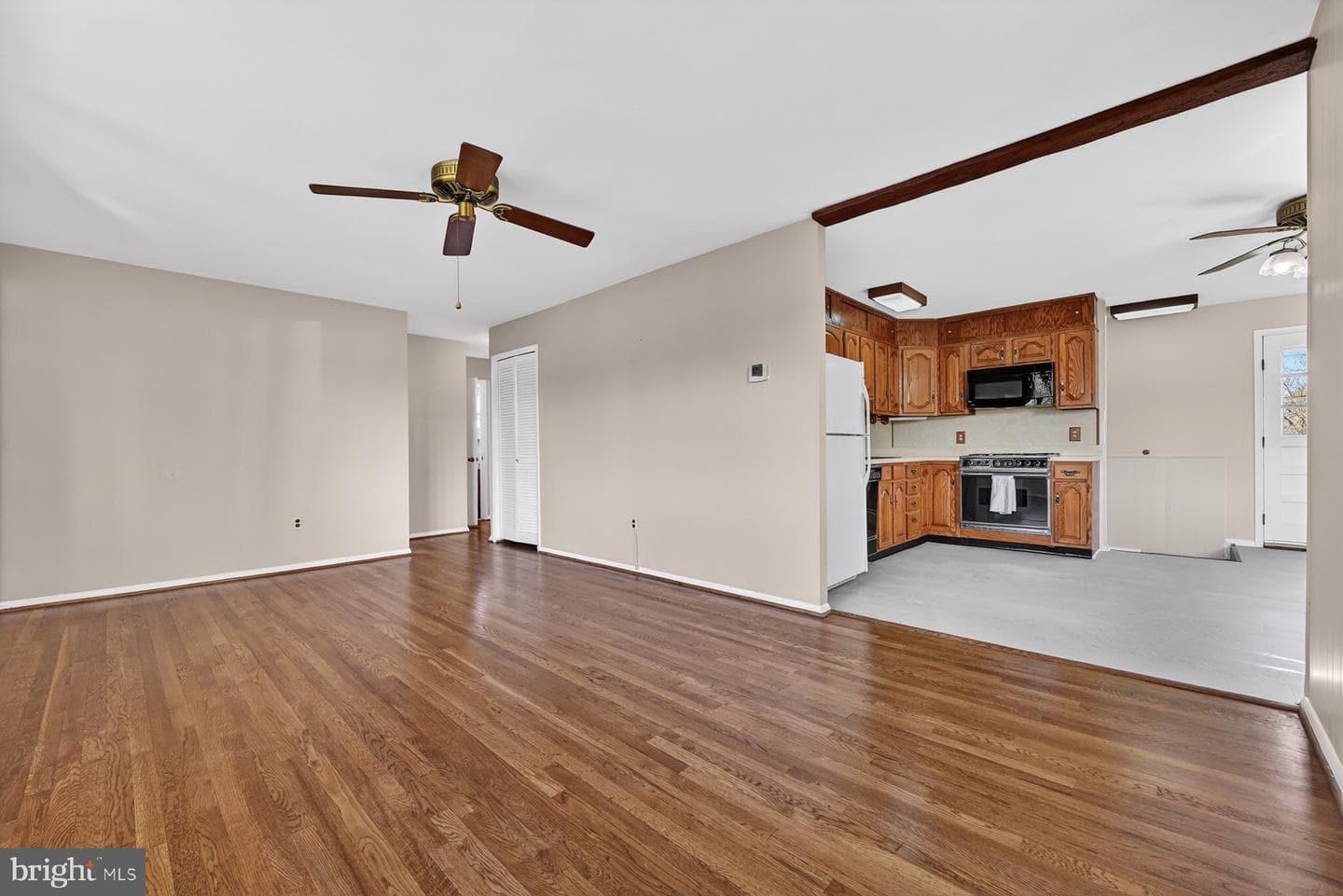 804 Bentwillow Drive photo 7