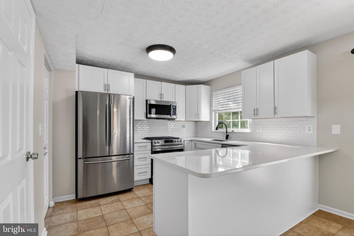 8013 Pink Lily Court photo 6