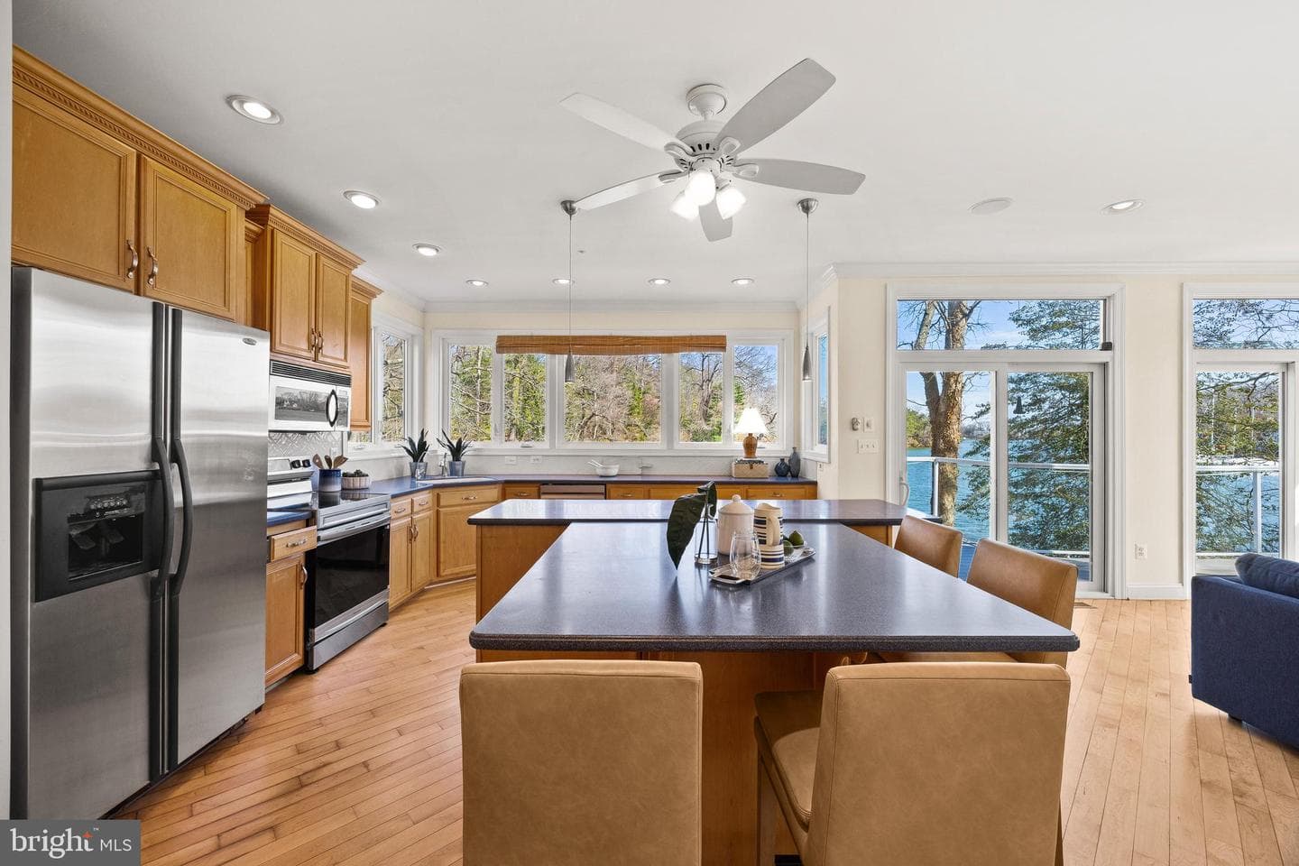 301 Kingsberry Drive photo 12