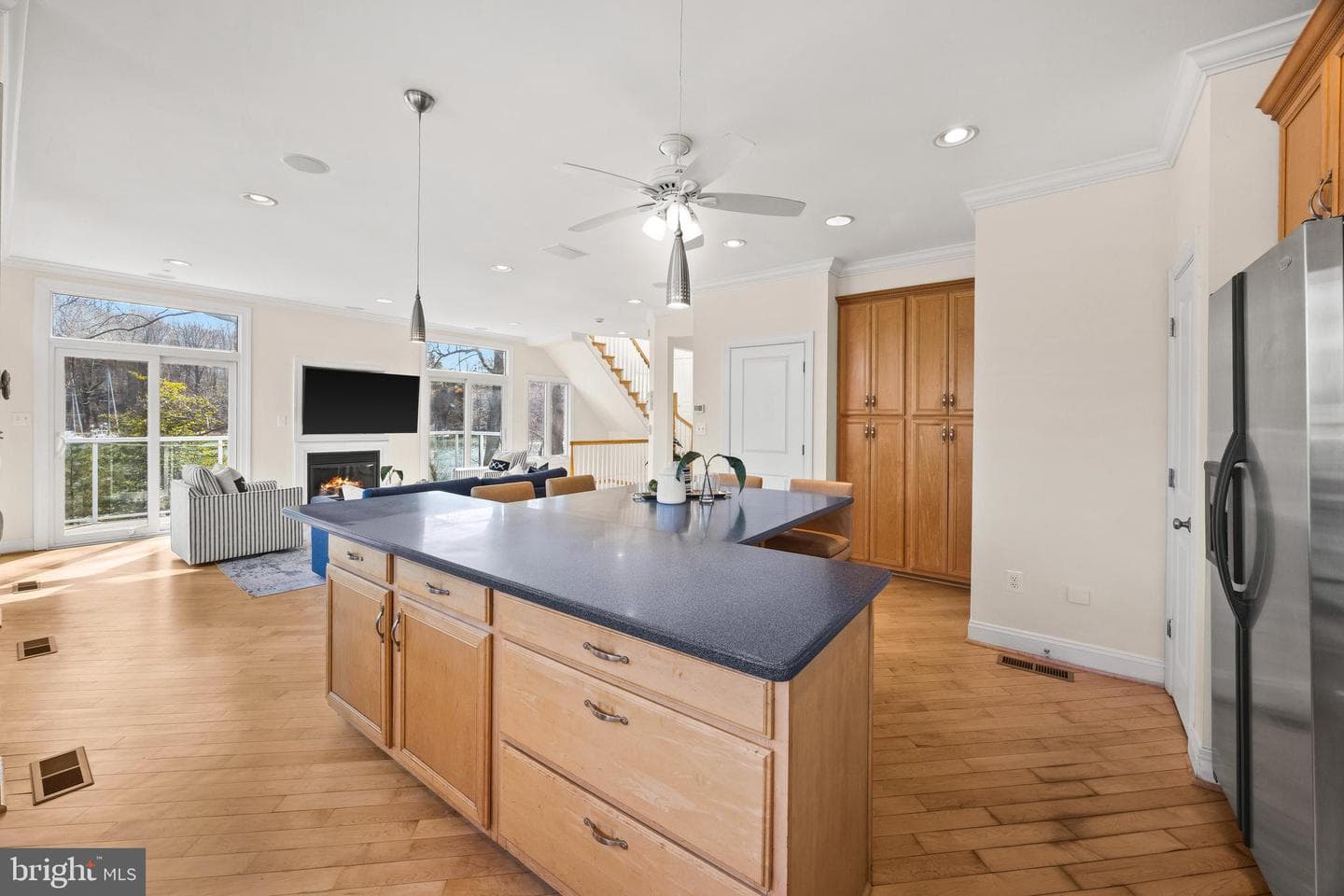 301 Kingsberry Drive photo 13