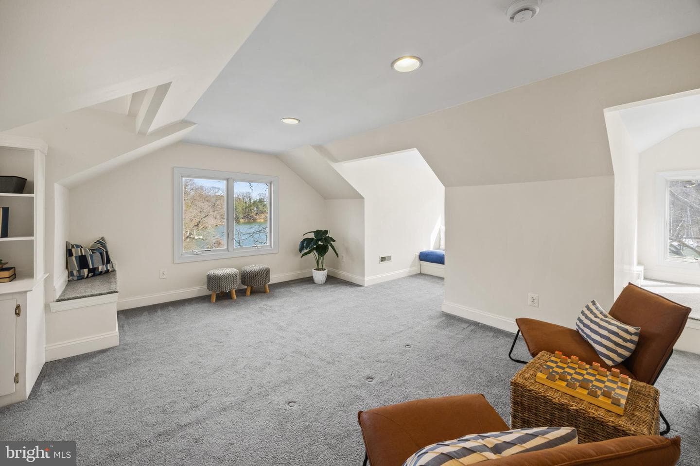 301 Kingsberry Drive photo 27