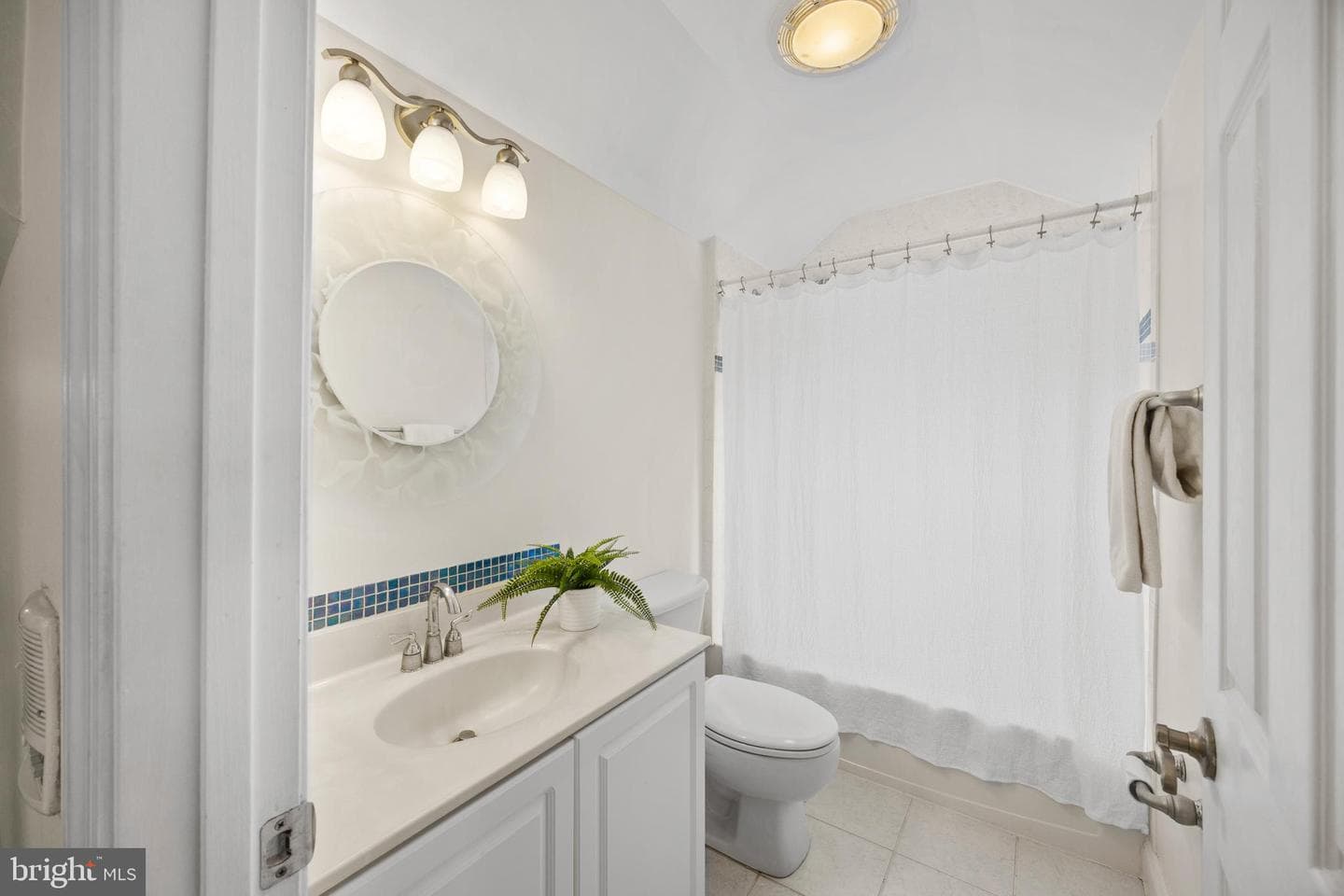 301 Kingsberry Drive photo 28