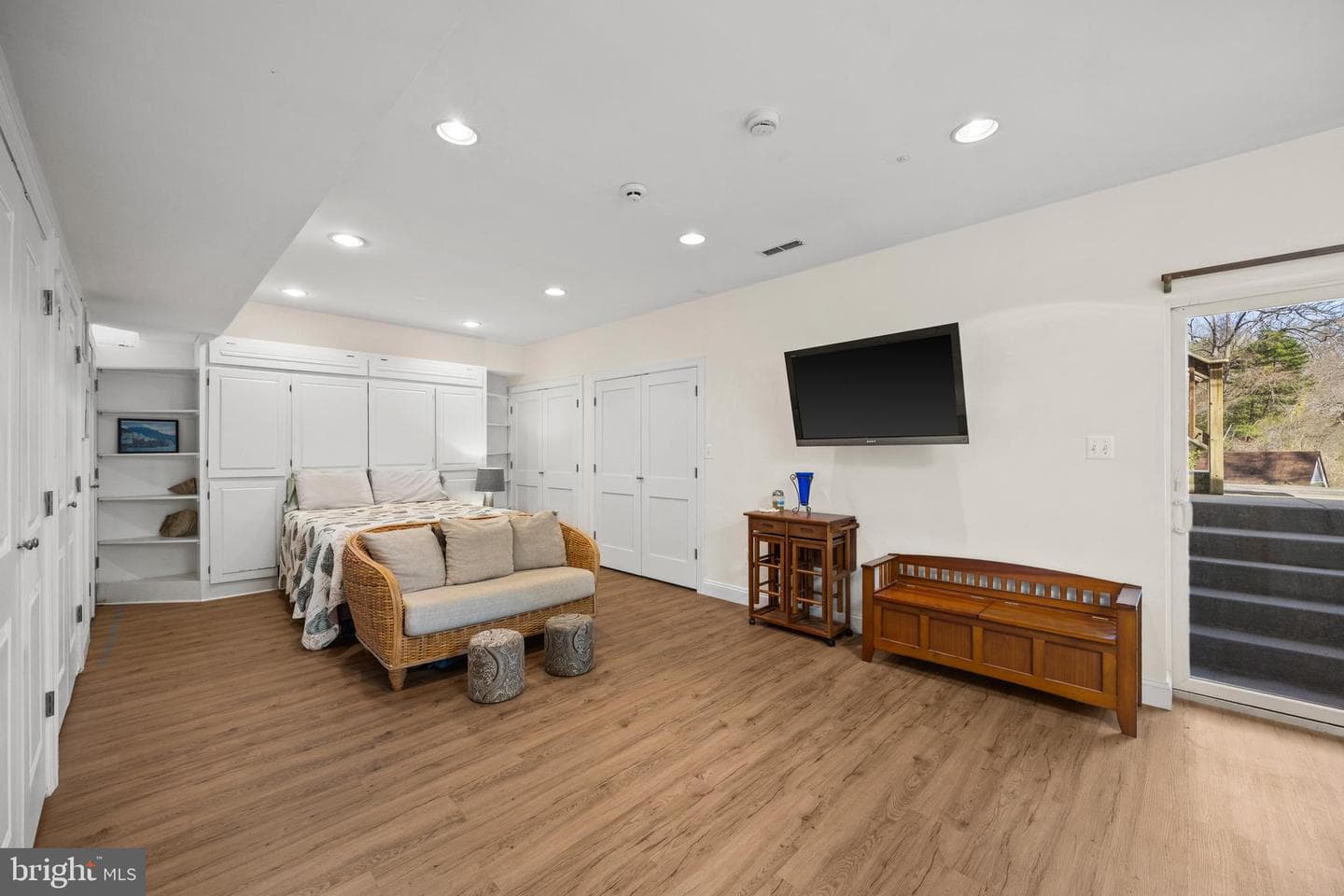301 Kingsberry Drive photo 29
