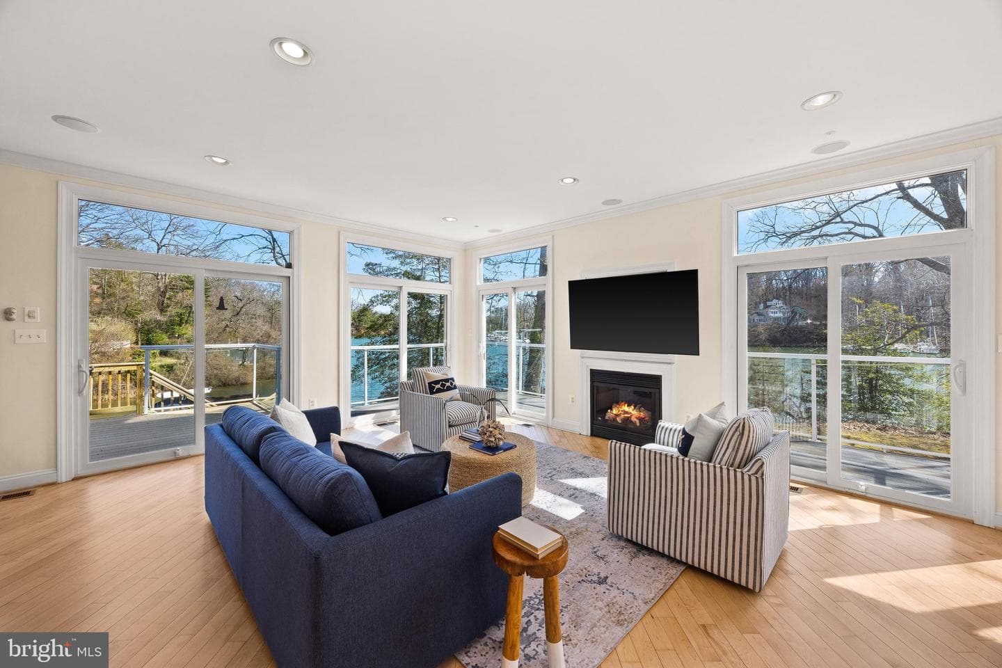 301 Kingsberry Drive photo 6