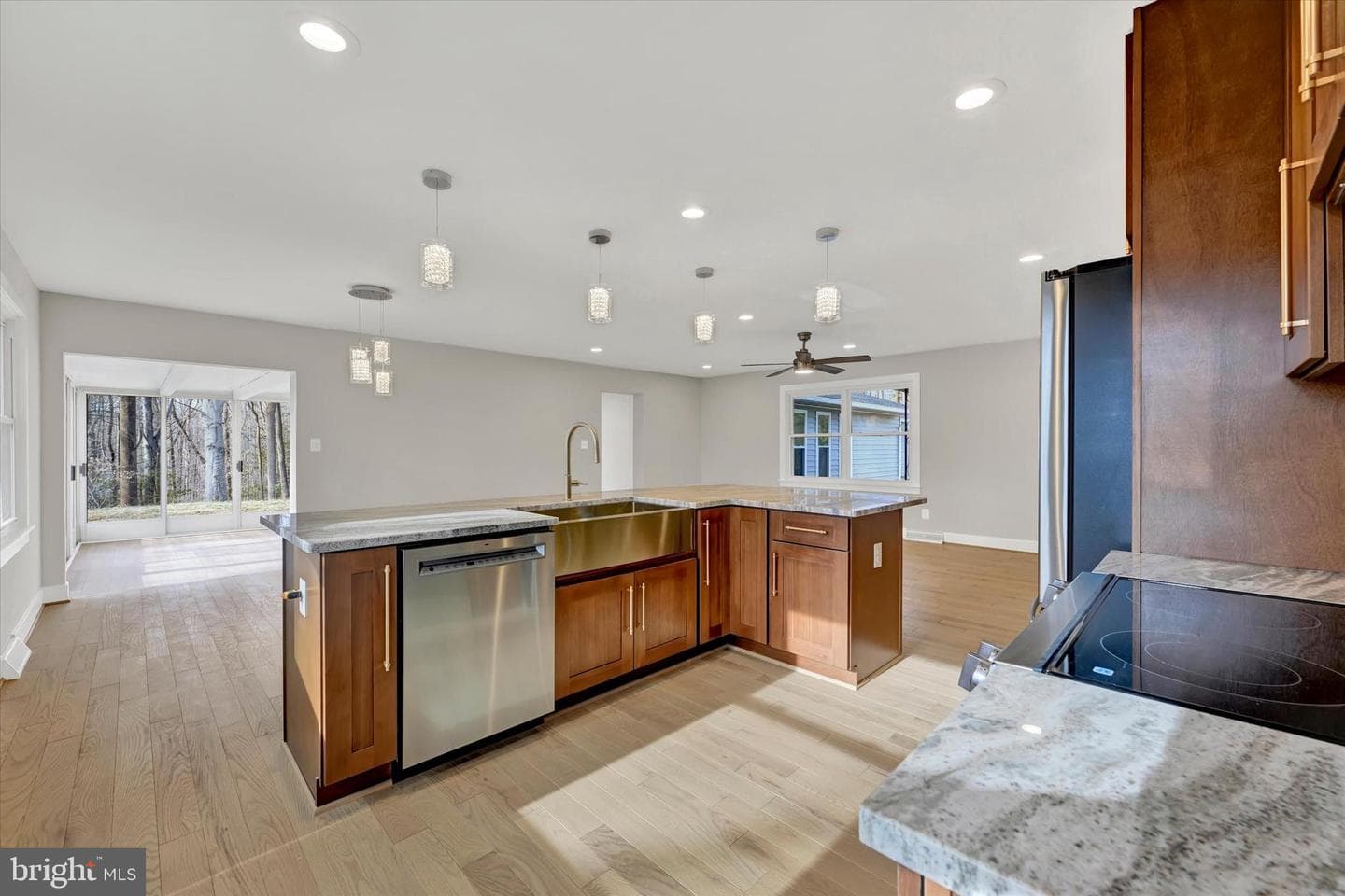 1254 Sheridan Road photo 13
