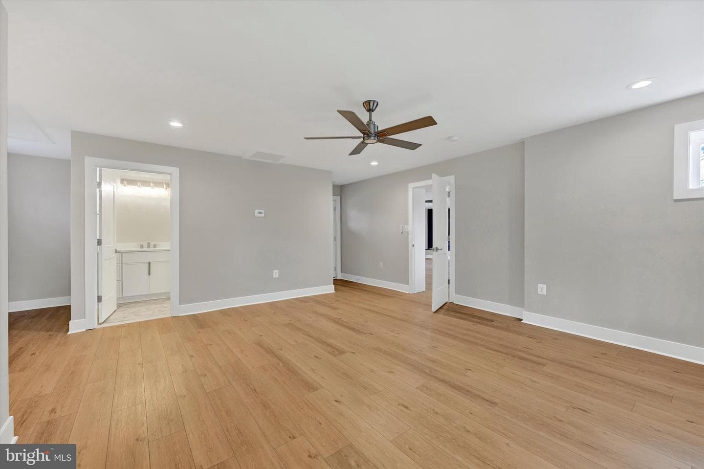 1254 Sheridan Road photo 26