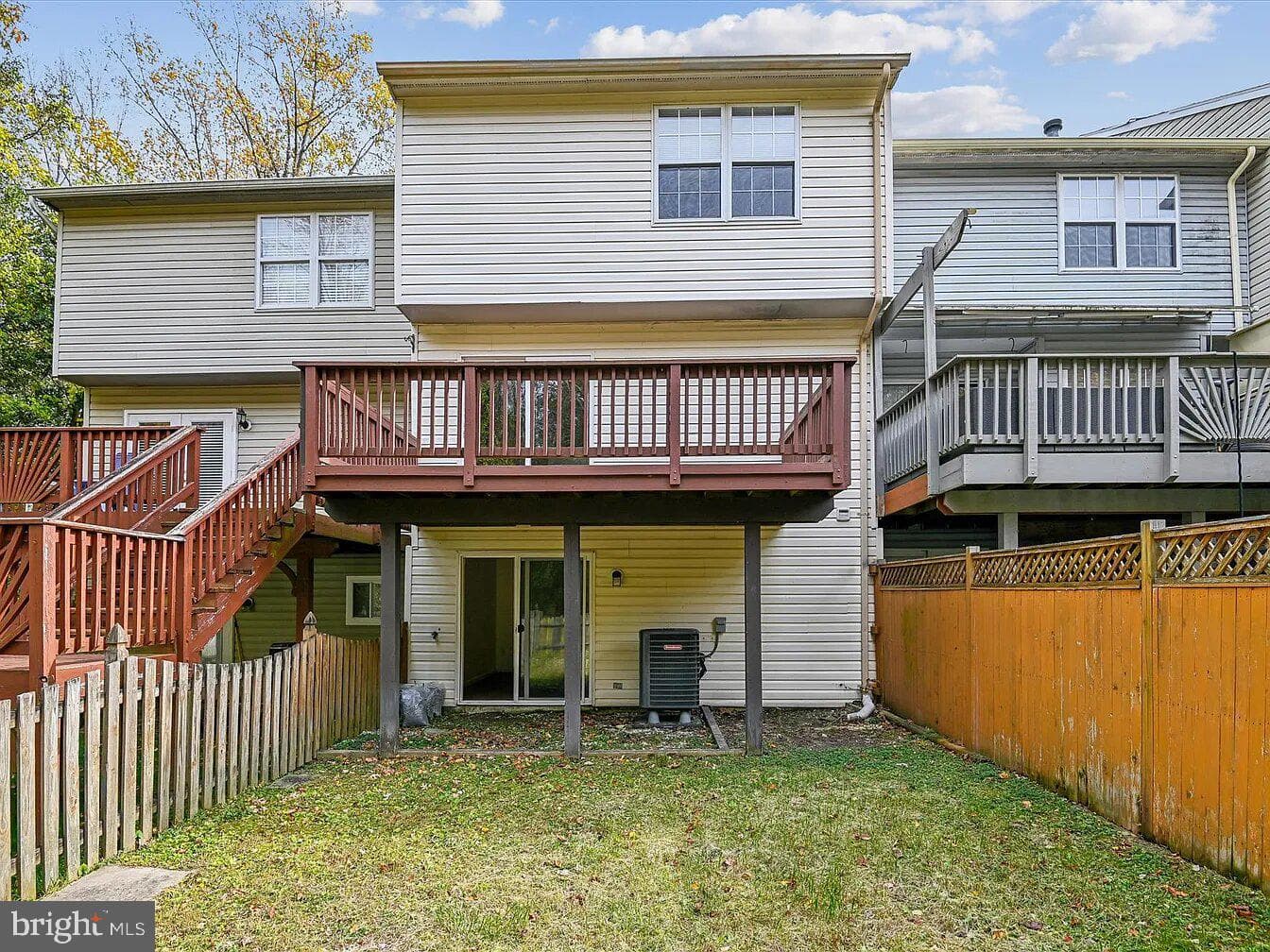8146 Hazy Dawn Court photo 2