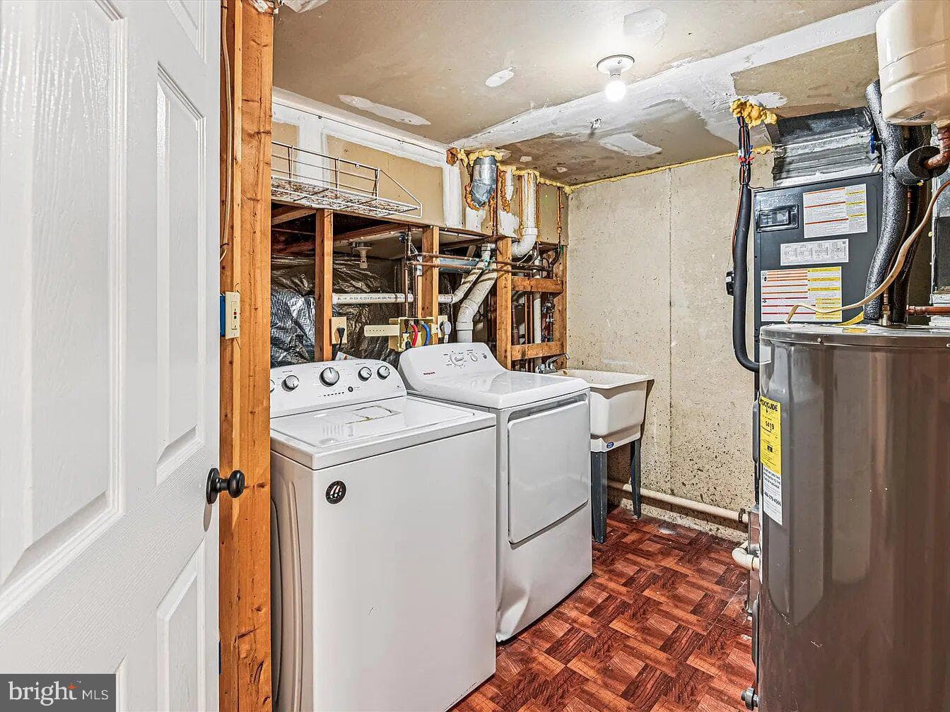 8146 Hazy Dawn Court photo 21