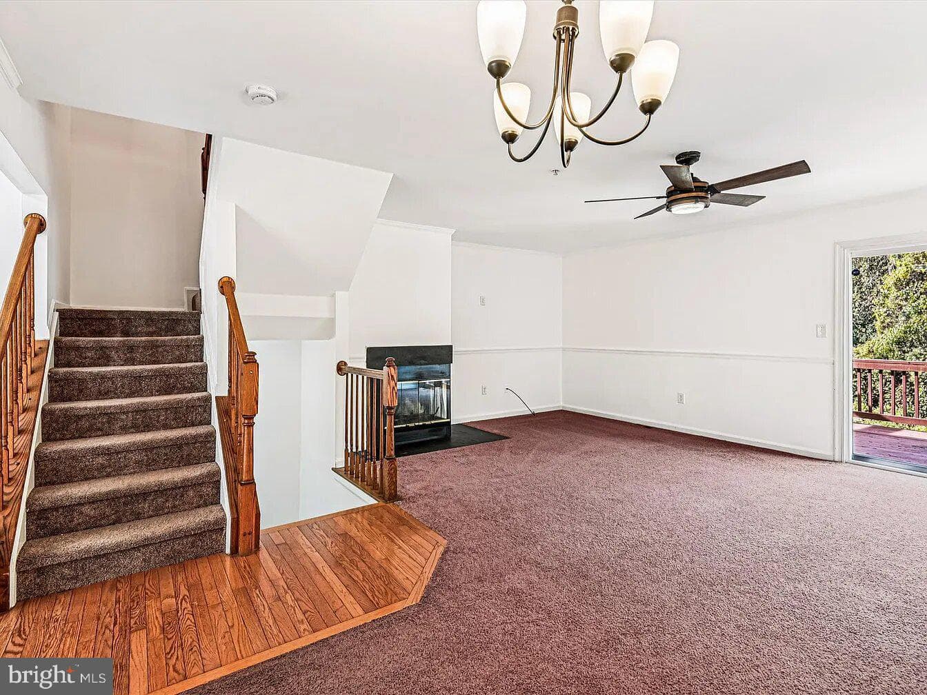 8146 Hazy Dawn Court photo 4