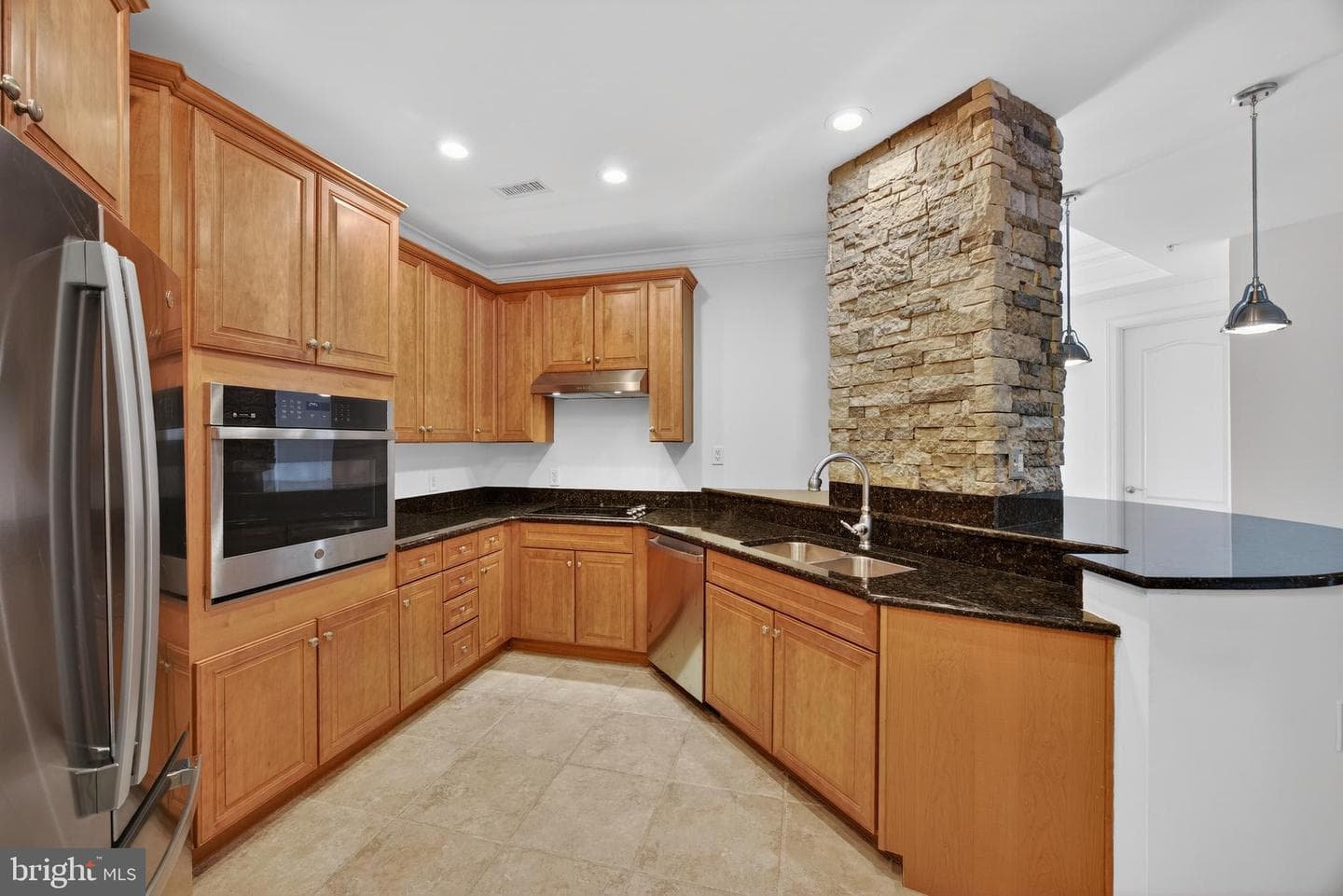 1915 Towne Centre Boulevard #513 photo 13