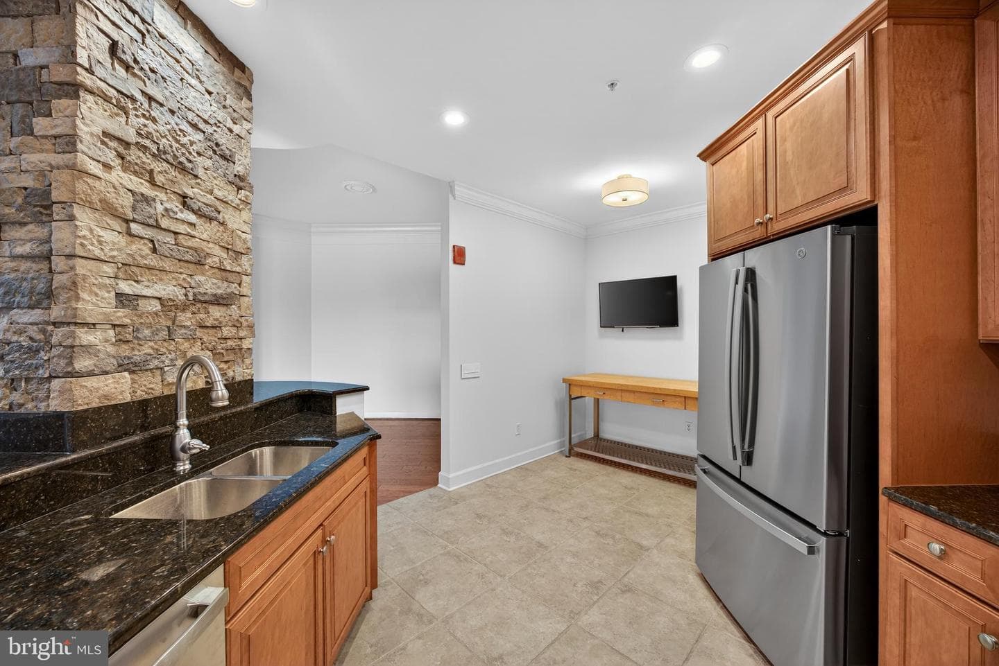 1915 Towne Centre Boulevard #513 photo 15