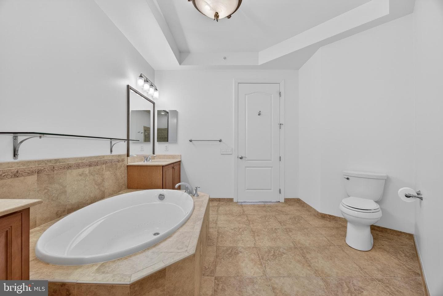 1915 Towne Centre Boulevard #513 photo 32
