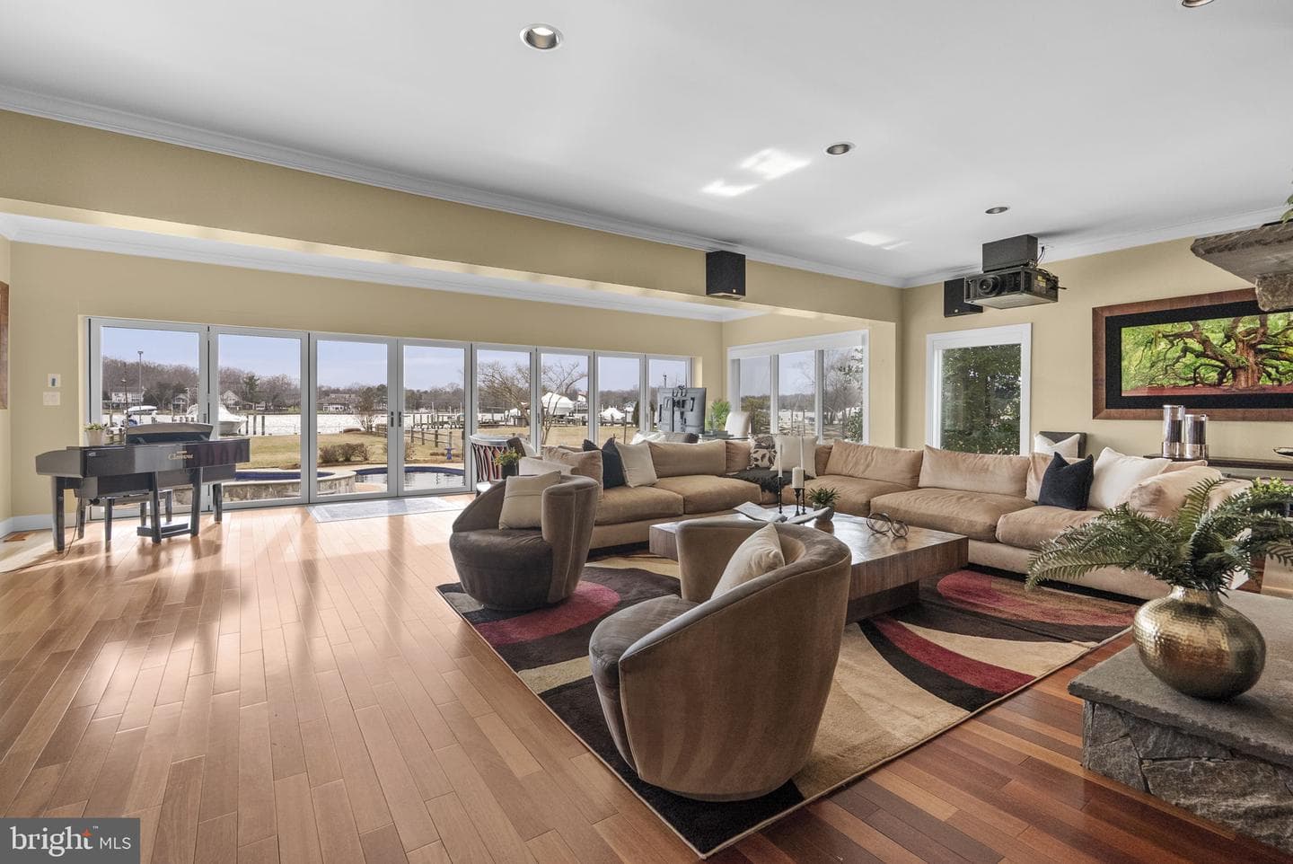 22 E Lake Drive photo 4