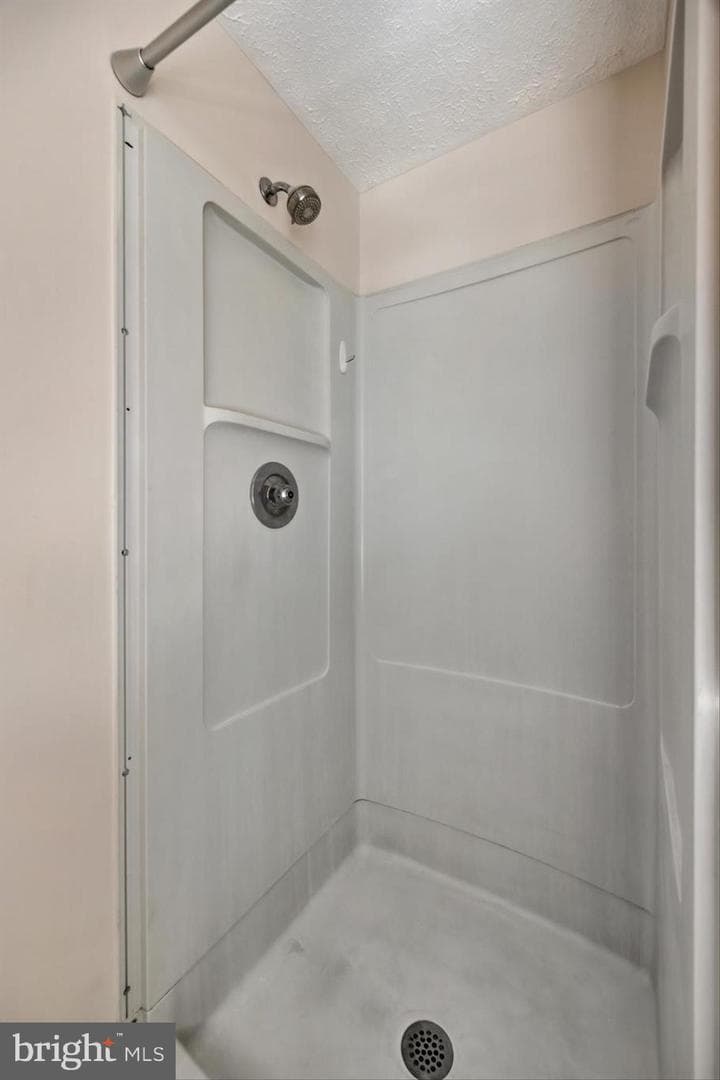1506 Gollum Road photo 34