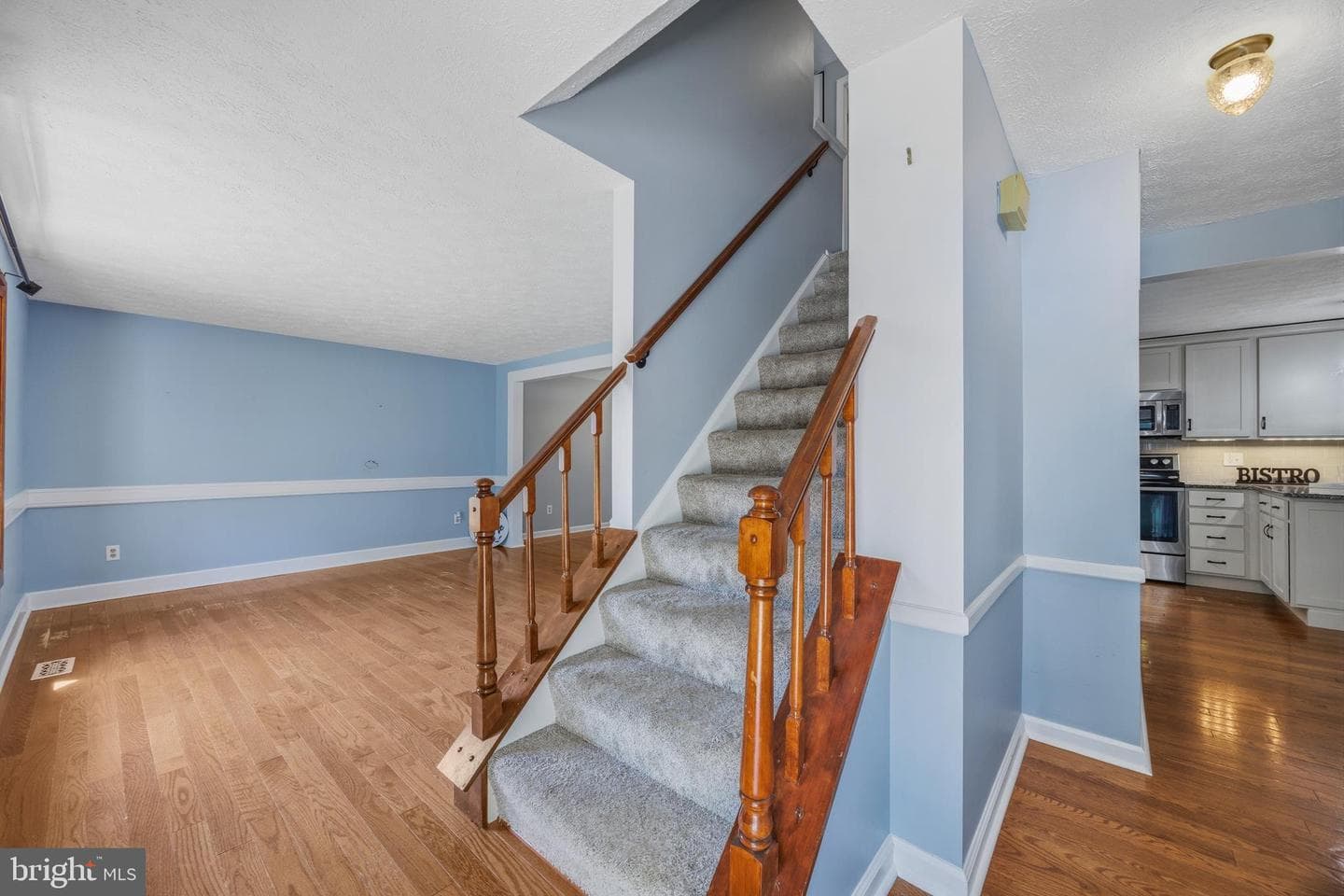 1506 Gollum Road photo 5