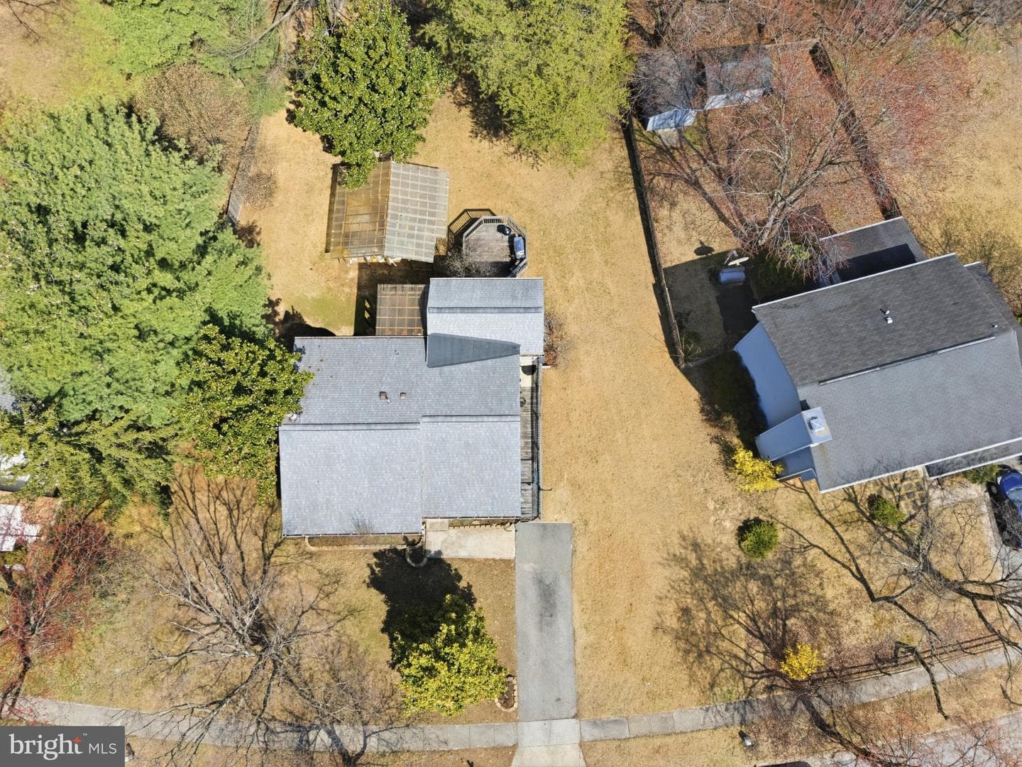 7845 Metacomet Road photo 18